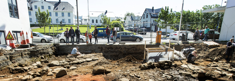 Illustration for article titled An Ancient Viking-Age Hut Has Been Uncovered in Downtown Reykjavik